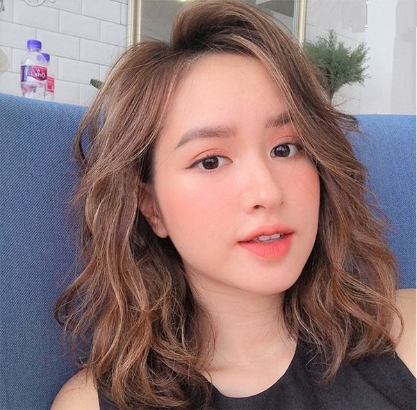 LOB xoăn đuôi nữ tóc xoăn sóng bồng bềnh