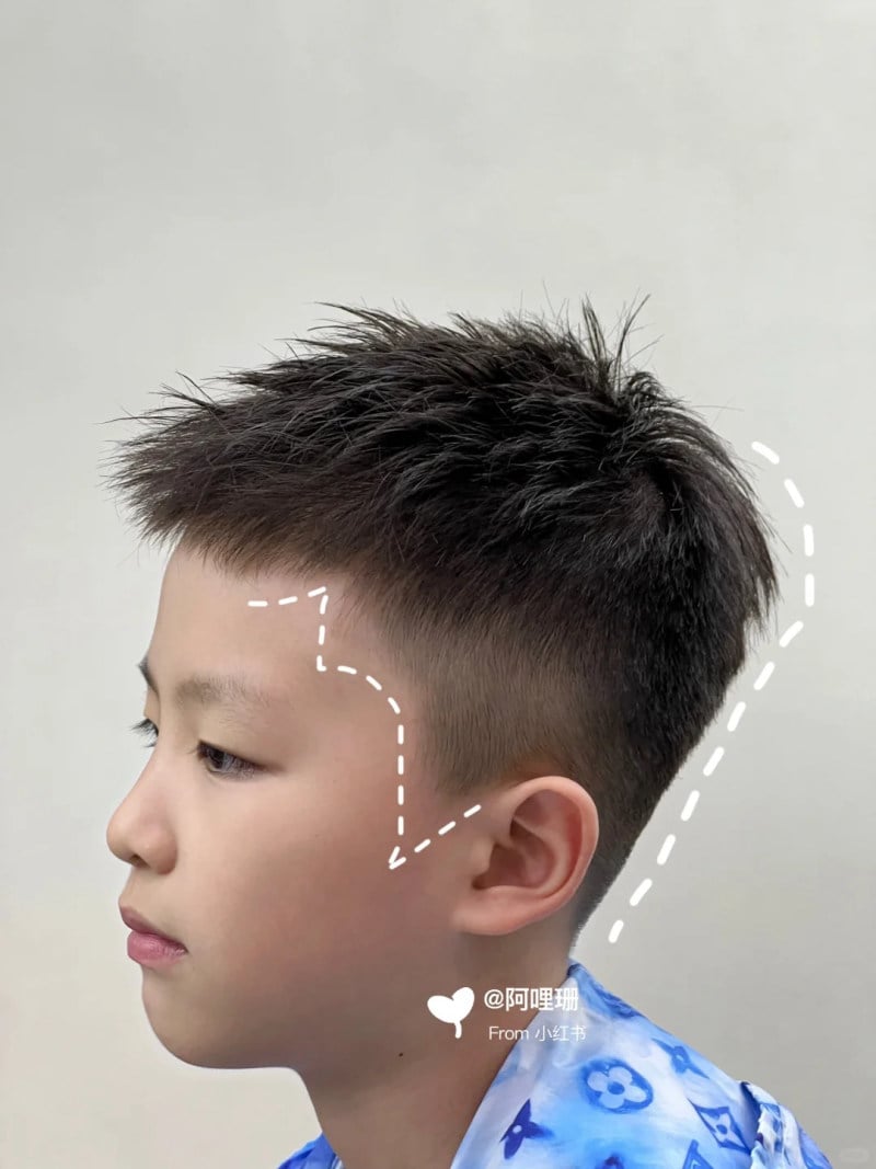 Phong cách undercut Kiểu tóc tém undercut nhẹ cho bé trai cá tính mạnh mẽ Kiểu tóc tém undercut nhẹ cho bé trai cá tính nổi bật