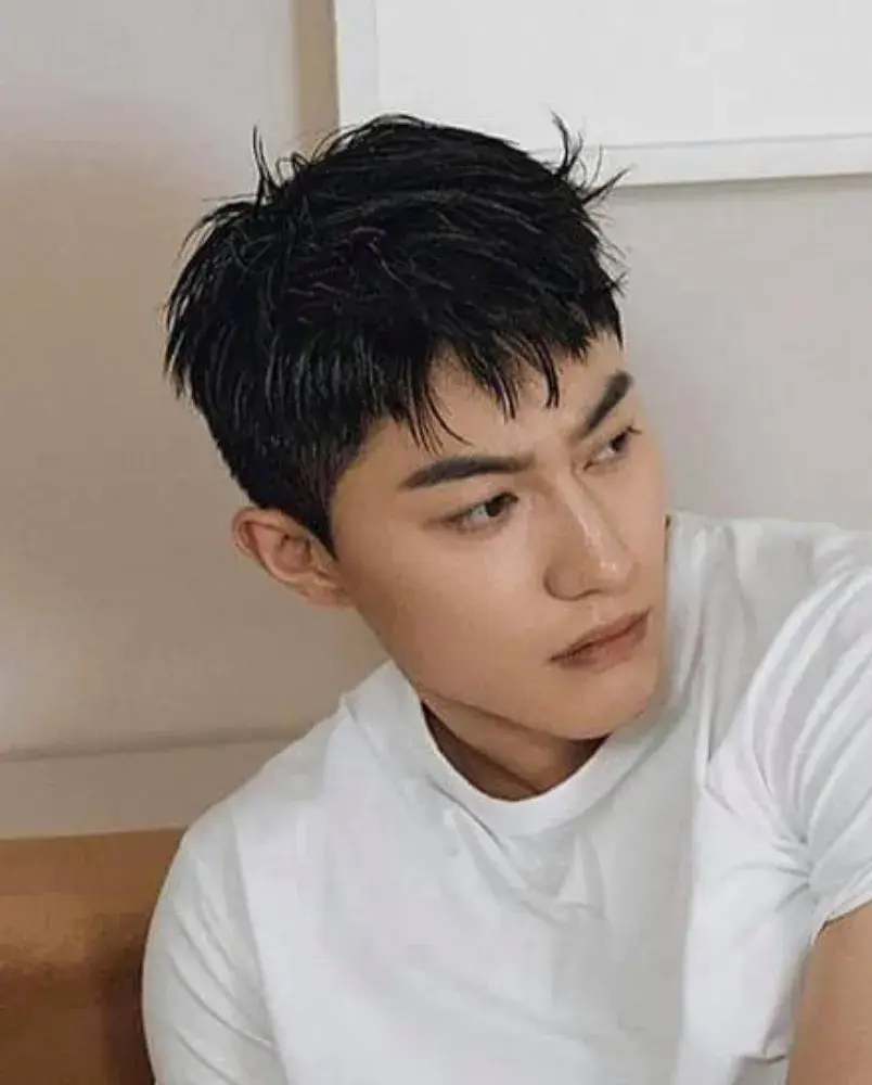 Form tóc Ivy League nam Hàn Quốc glass hair đẹp