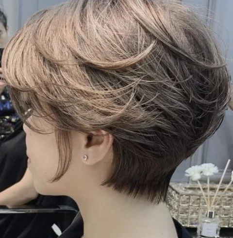Phong cách K-beauty Kiểu tóc bob Hàn Quốc curtain bangs đẹp Kiểu tóc bob Hàn Quốc xu hướng hot