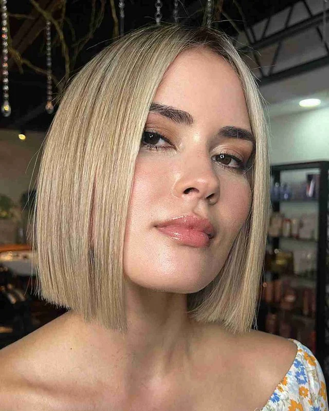 Style tóc thẳng Kiểu tóc bob thẳng sang trọng gọn Kiểu tóc bob thẳng mượt bóng đẹp