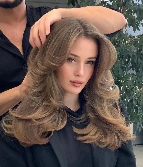 Mẫu mái tóc Kiểu tóc Butterfly Cut nữ không mái tôn mắt đẹp Kiểu tóc Butterfly Cut nữ không mái đẹp tôn khuôn mặt