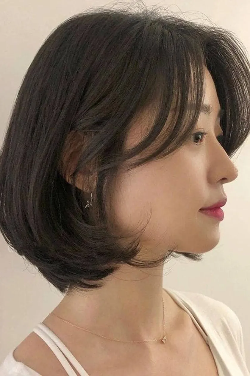 Kiểu cắt lob Kiểu tóc lob uốn cụp ngang vai dễ phối Kiểu tóc lob uốn cụp ngang vai mềm mại