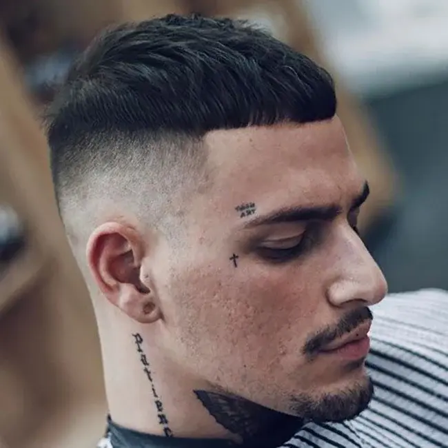 Kiểu cắt tóc nam Kiểu tóc Mohican quân đội nam đẹp chuyên nghiệp Form tóc Kiểu tóc Mohican quân đội nam fade cá tính