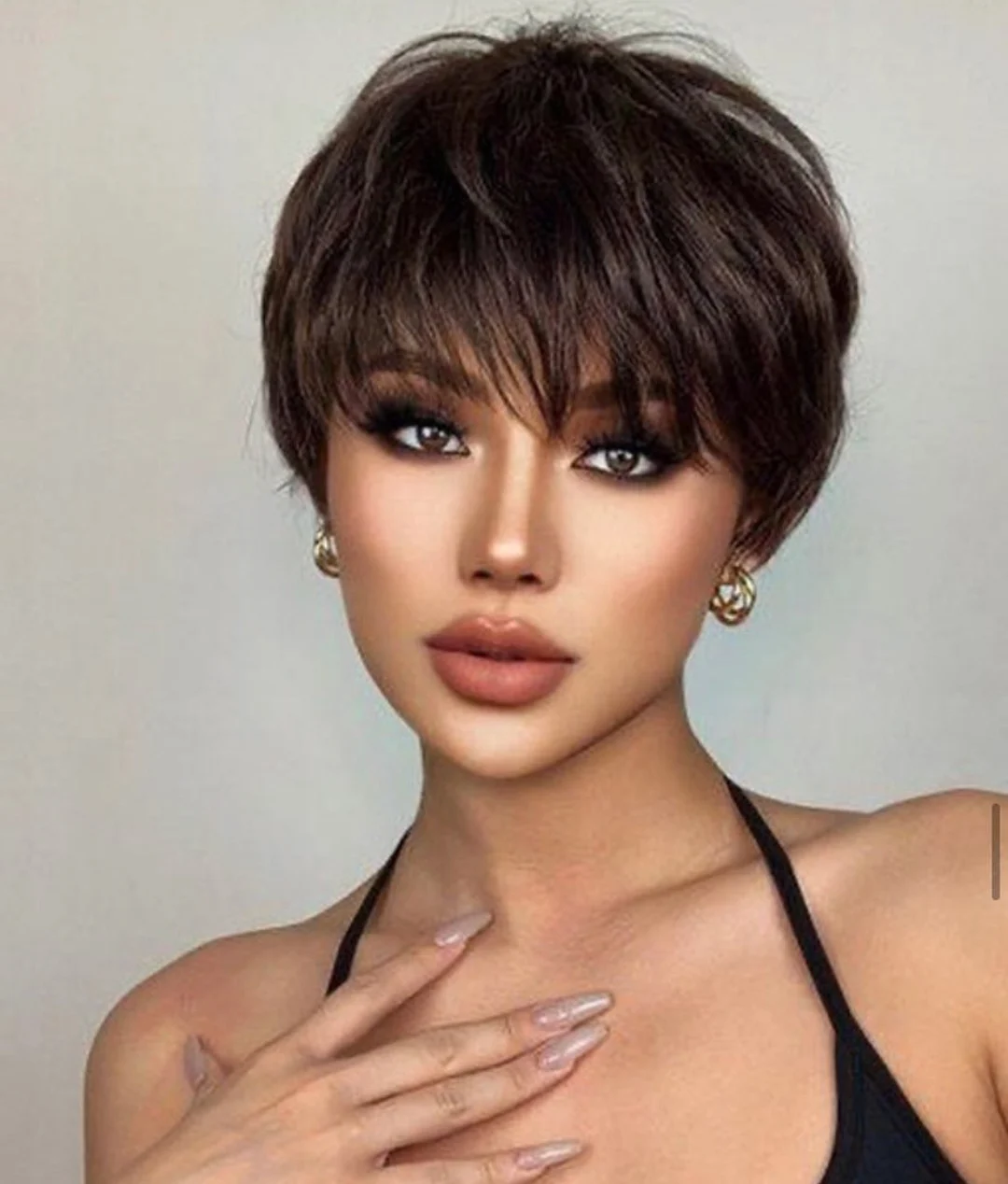 Kiểu tóc Pixie bất đối xứng đẹp nữ tính