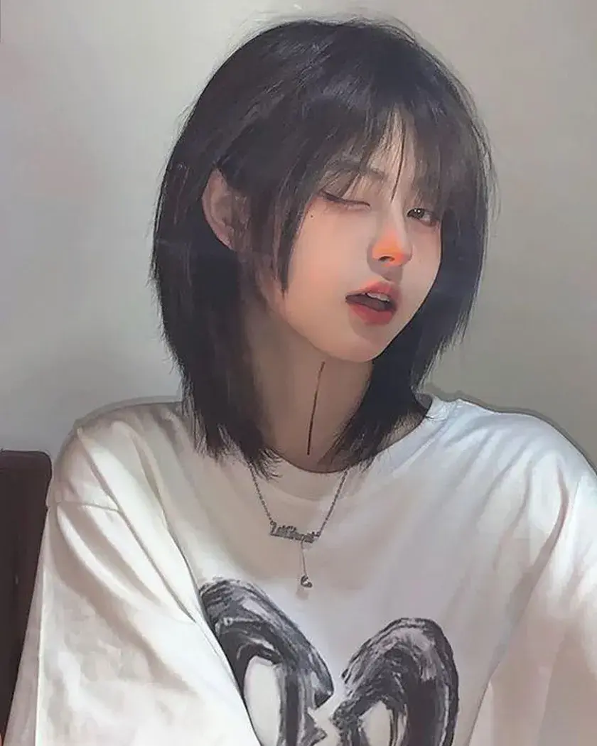 Tạo kiểu tóc nữ Kiểu tóc Wolf Cut nữ tomboy đơn giản đẹp Kiểu tóc Wolf Cut nữ tomboy đẹp nữ tính