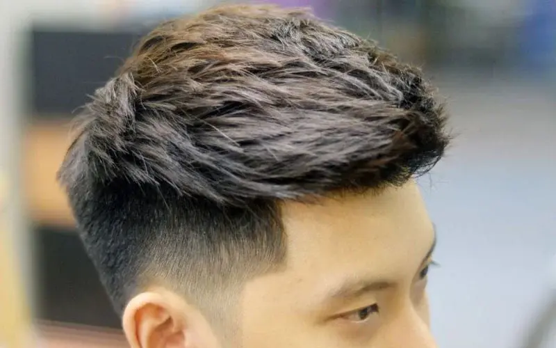 Mẫu tóc Short Quiff nam fade cá tính