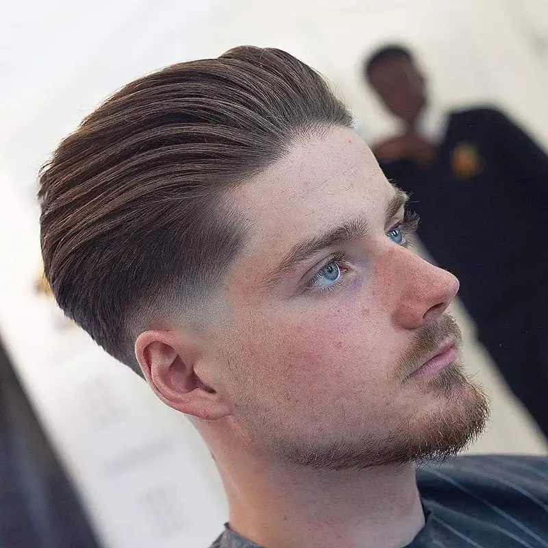 Kiểu tóc Slick Back Fade chuyển tiếp mượt