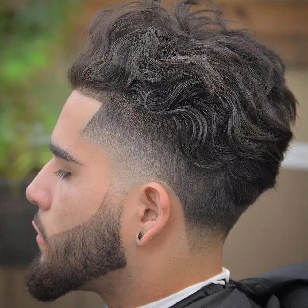 Form tóc Slick Back Fade fade hai bên đẹp