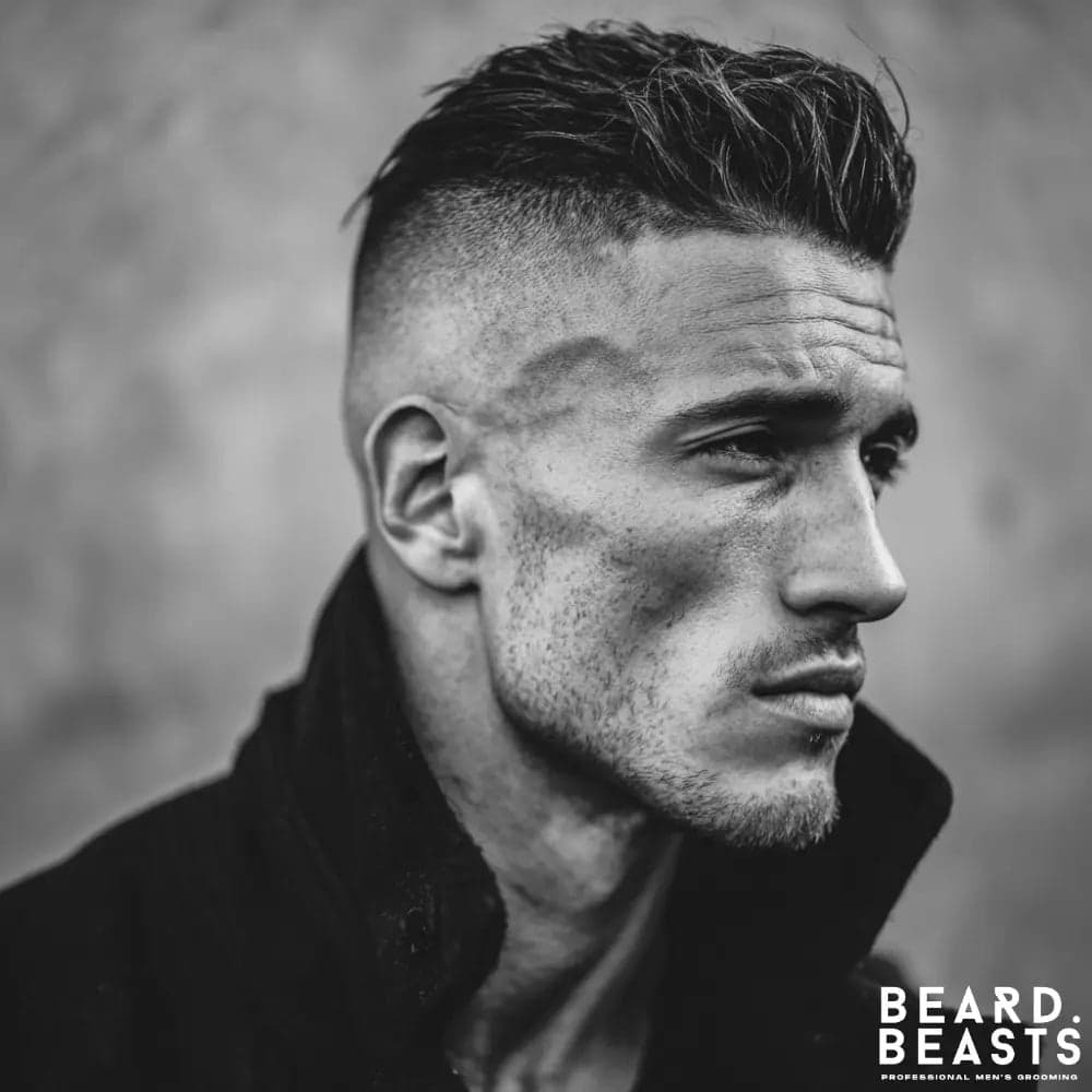 Style tóc Slick Back Undercut cá tính nổi bật