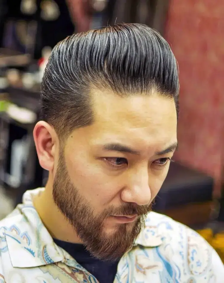Form tóc Slick Back Undercut disconnect đẹp