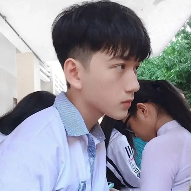 Style mái tóc Two Block nam mái rủ thưa Hàn Quốc Mẫu tóc Two Block nam mái rủ thưa tự nhiên