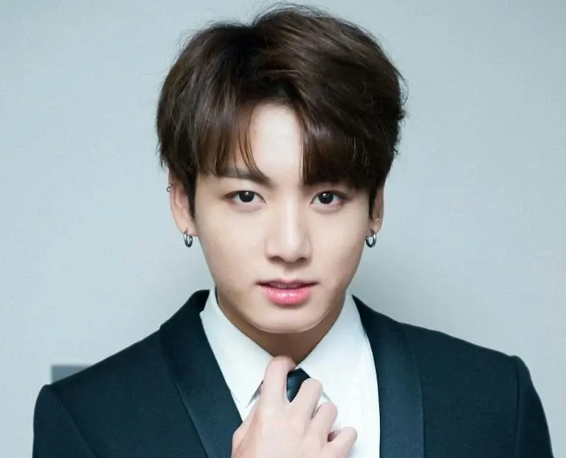 Style tóc nam Two Block Side Part nam cá tính nổi bật Xu hướng tóc Two Block Side Part nam hot năm nay