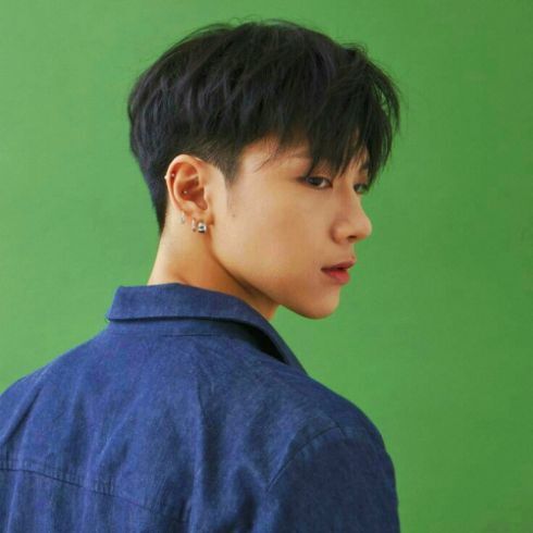 Style undercut Two Block Undercut nam hiện đại đẹp Kiểu cắt tóc Two Block Undercut nam cạo hai bên gọn